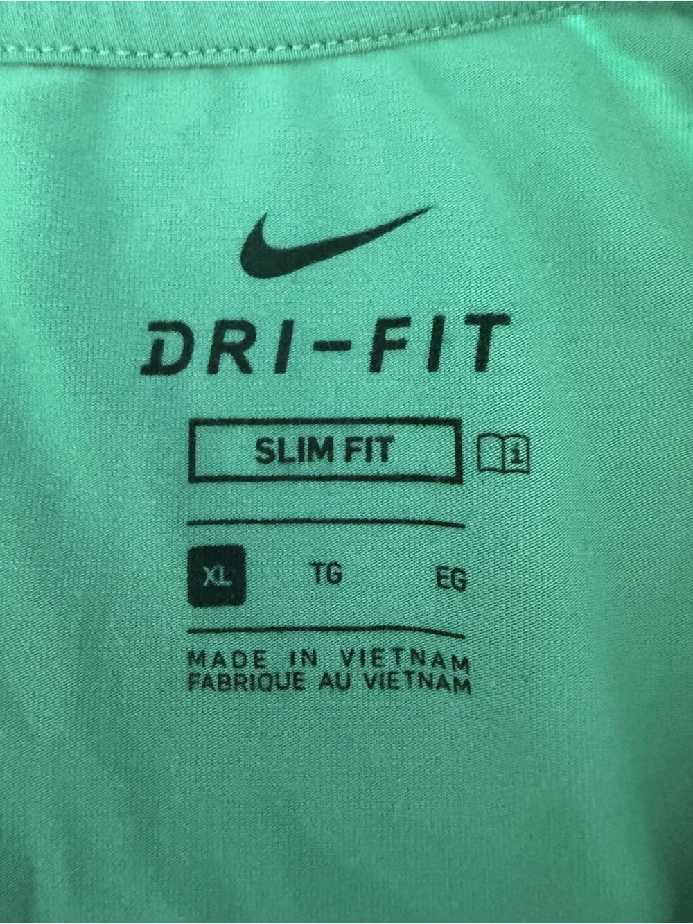 Nike Dri-FIT Slim Fit Top in Mint